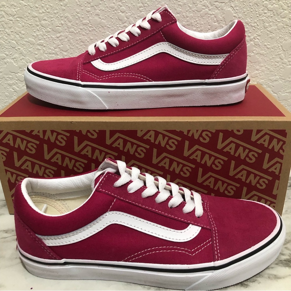 VANS NWT old skool sneakers